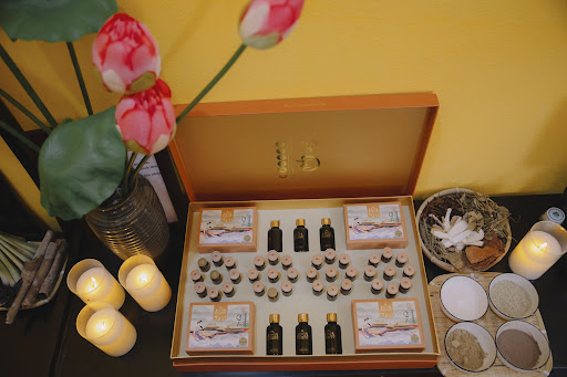 Cung phẩm Ngũ Y